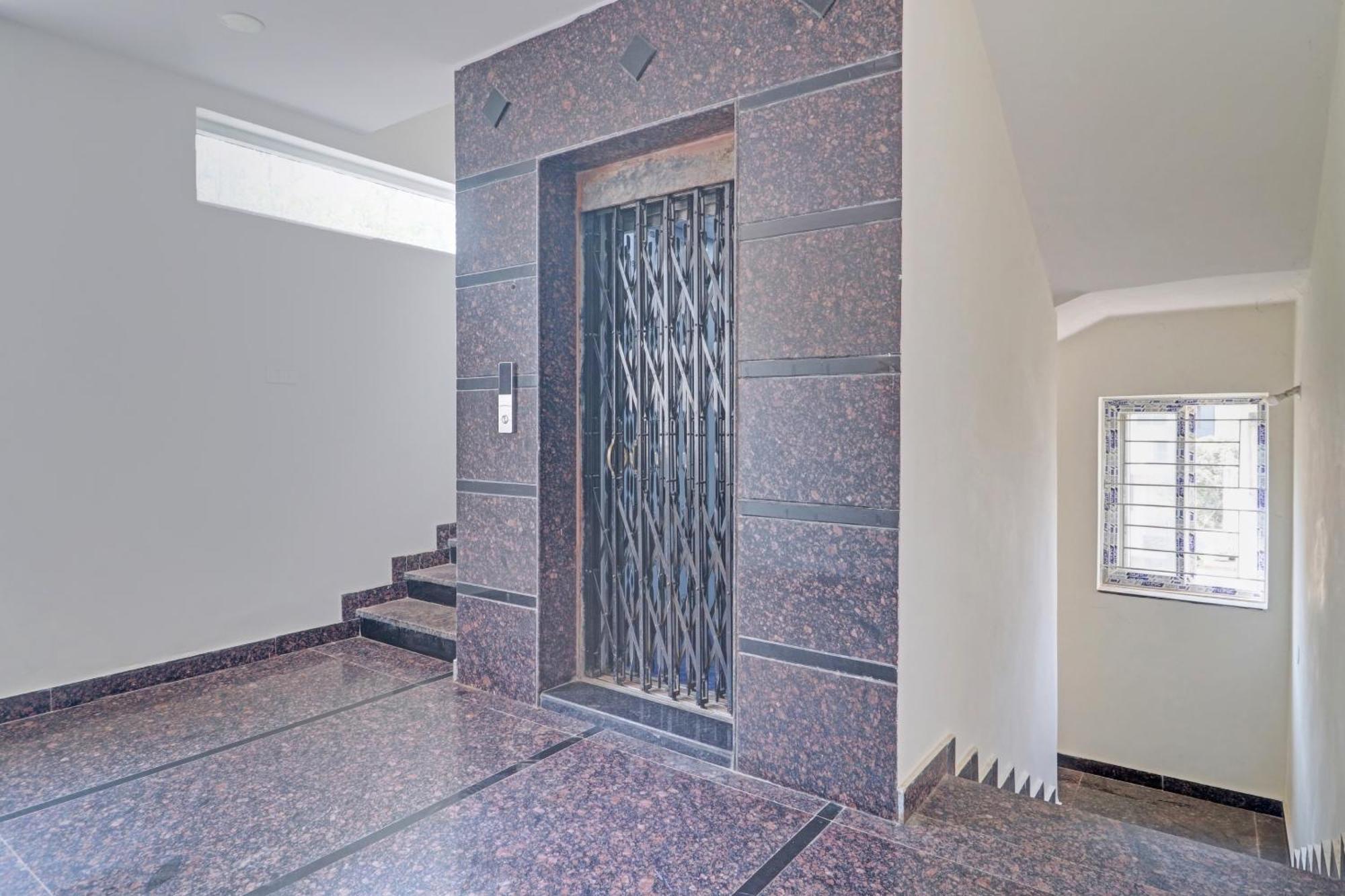 Collection O Ss Metro Ritz Hotel Hyderabad Exterior photo