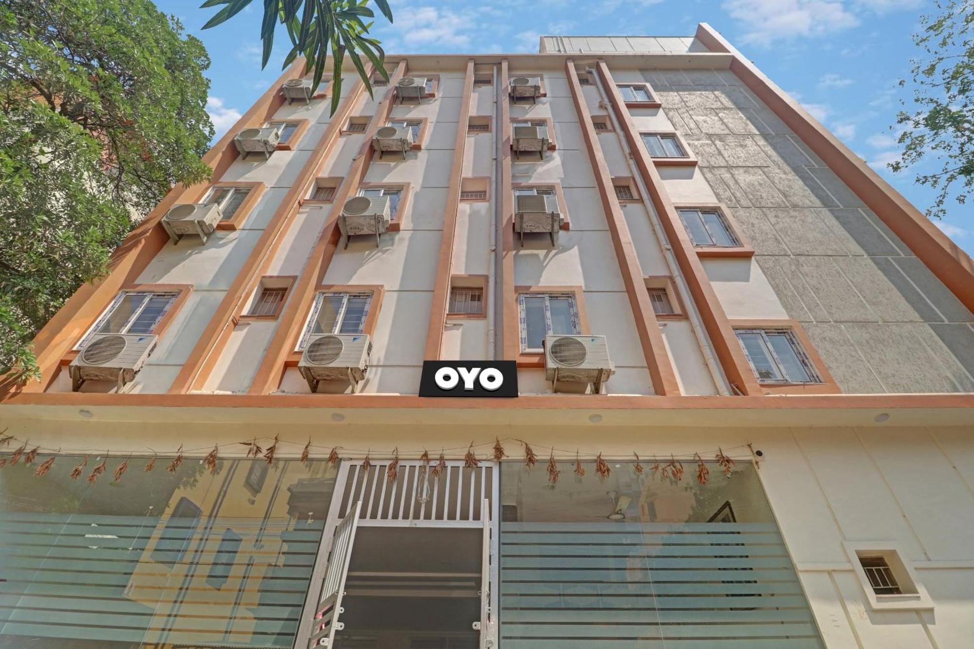 Collection O Ss Metro Ritz Hotel Hyderabad Exterior photo